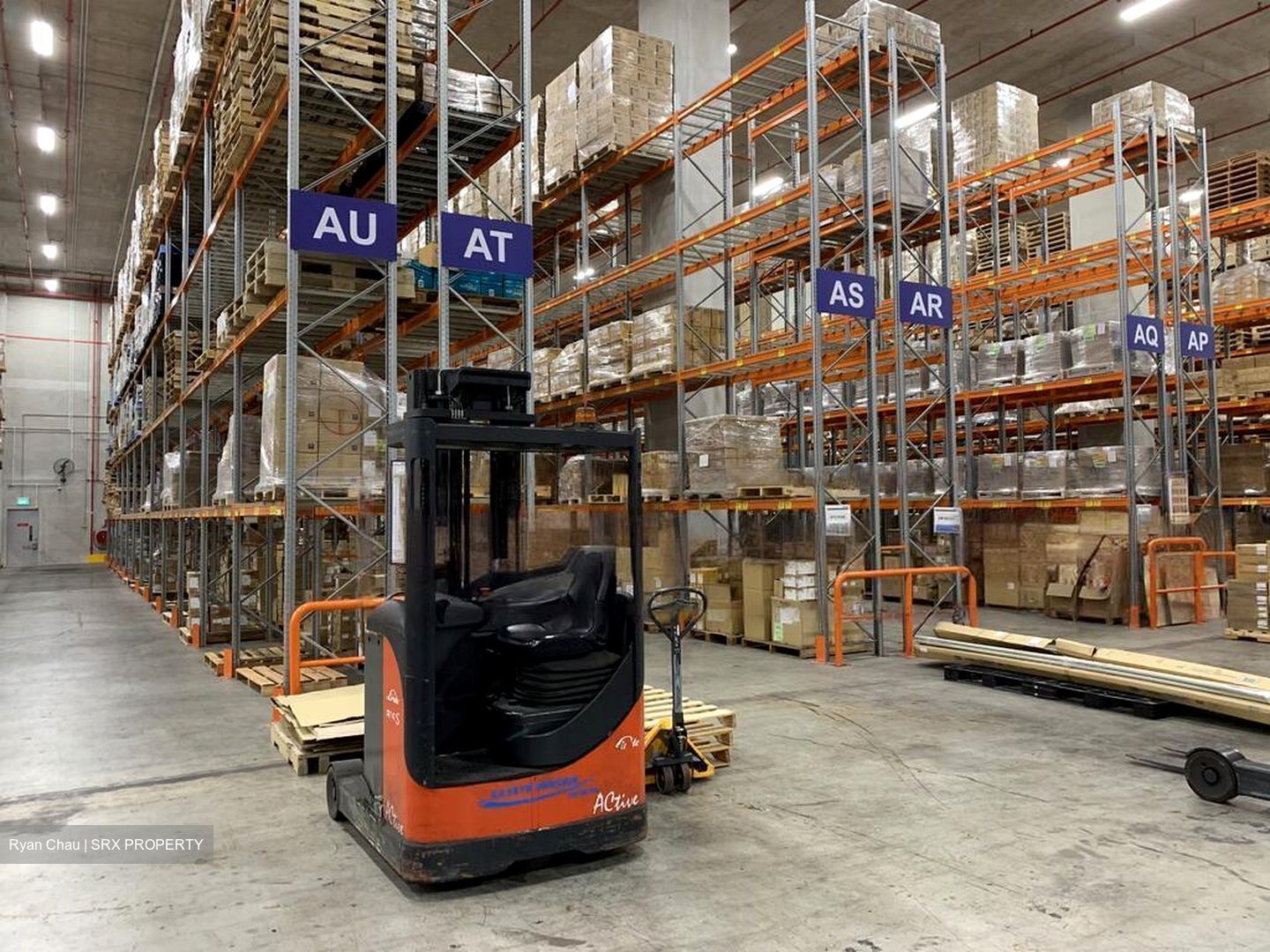 Pioneer Point (D22), Warehouse #456405471